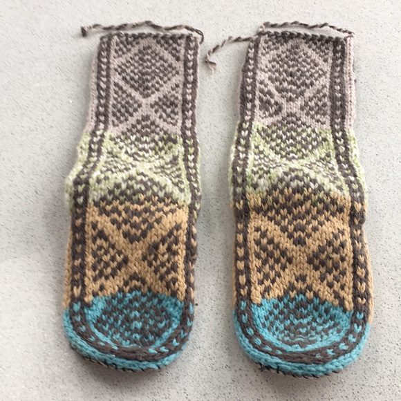 Booties/slippers - Picture 3 of 4